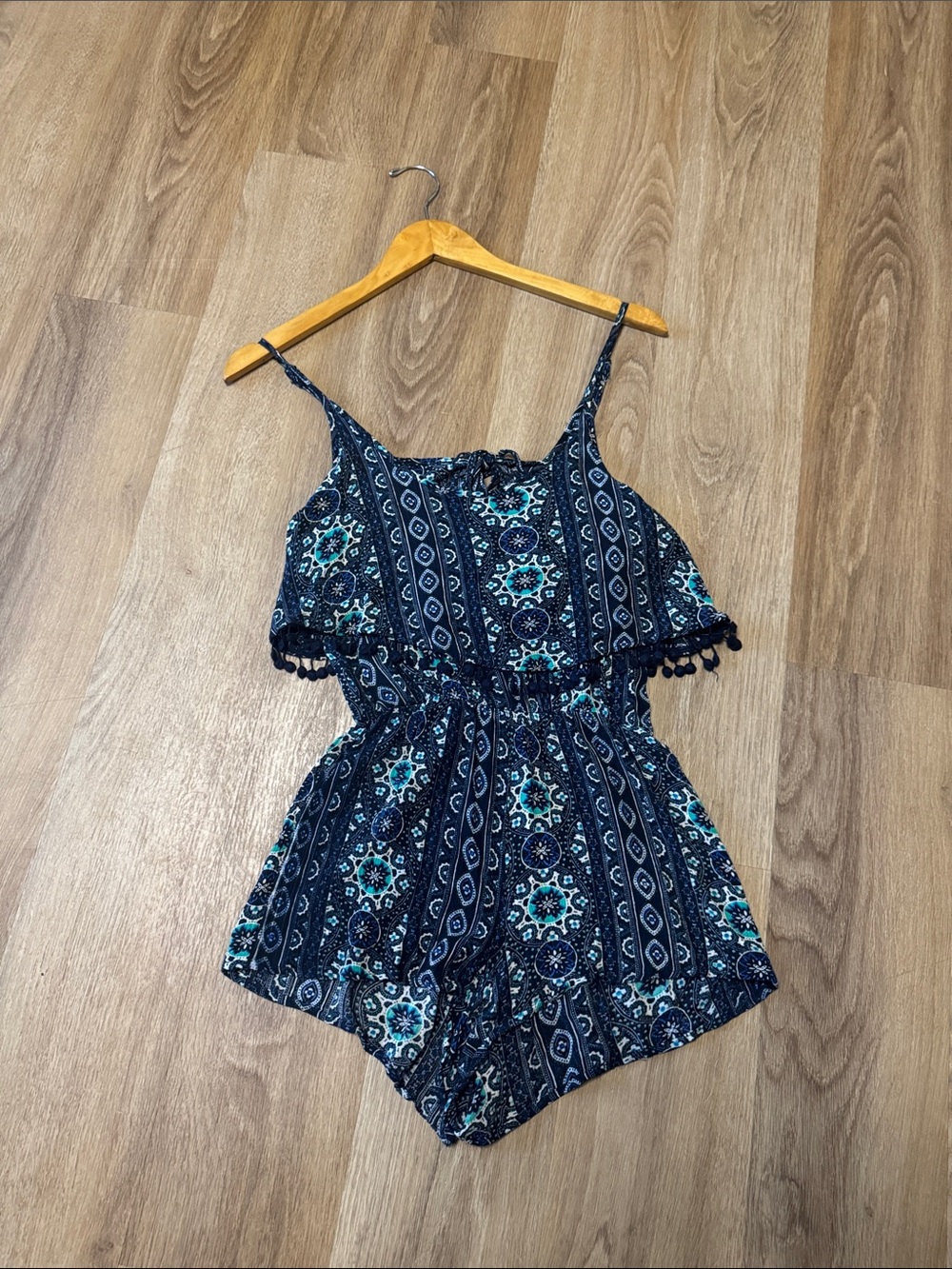 La Hearts Navy & Teal Printed Pom-Trim Romper women’s size XS very comfortable